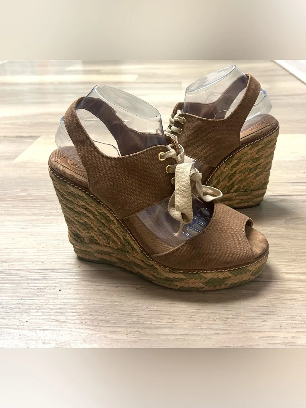 Tory Burch Wedge Sandals Womens 9M Linley Espadrille Platform Tan Olive Lace Up
